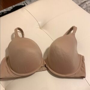 Victoria's Secret 38D Body by Victoria lined perfect coverage underwire nude